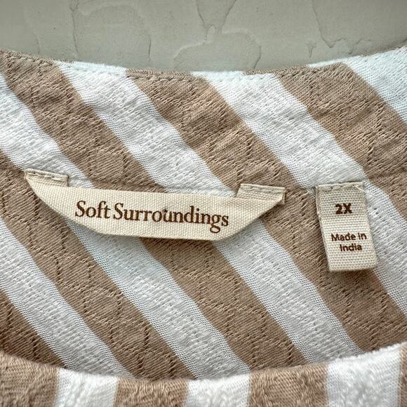 SOFT SURROUNDINGS Striped Cotton Tunic Top Beige White Textured Pocket | Size 2X - Picture 6 of 7